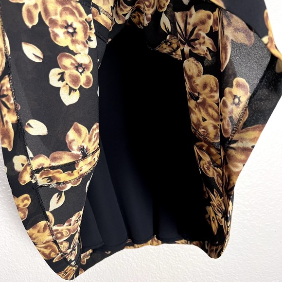 Kasper Sz 2P Button-Up Short-Sleeve Black Jacket & Black/Yellow Floral Skirt Set - Picture 14 of 16